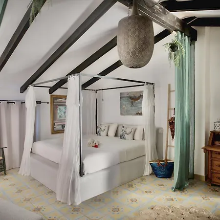 Boutique Rancho Lobos 3*